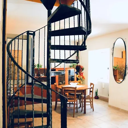 La Casa Nella Roccia *