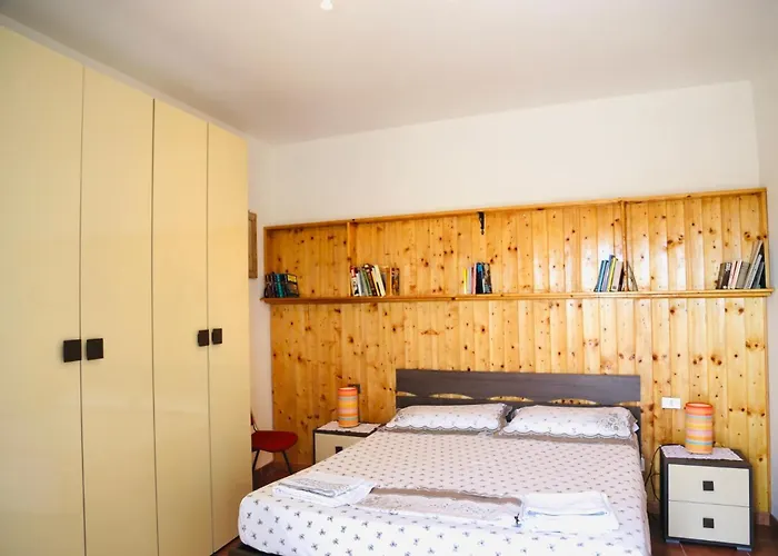 La Casa Nella Roccia Nyaraló